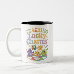 Lucky Charms Lehrer unterrichten am St. Patrick's Zweifarbige Tasse