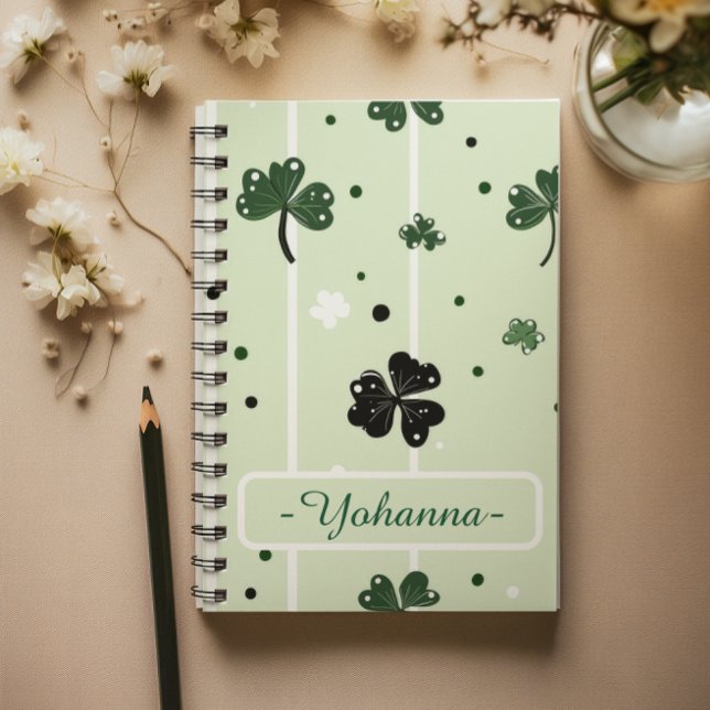 Lucky Clover St. Paddy's Clover Pattern & Streifen Notizblock (Lucky Clover St. Paddy’s Clover Pattern & Stripes Notebook)