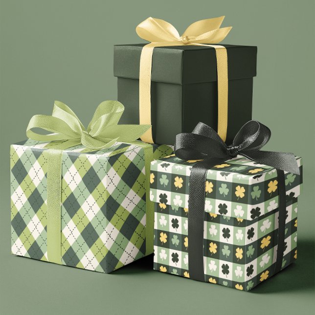 Lucky Clover St. Paddy's Day Kleeblatt Set von 3 Geschenkpapier Set (Lucky Clover St. Paddy’s Day Shamrock set of 3 Wrapping Paper Sheets)