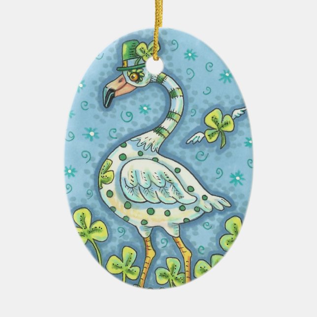 LUCKY IRISH POLKA DOT FLAMINGO ORNAval Oval Keramik Ornament (Vorne)