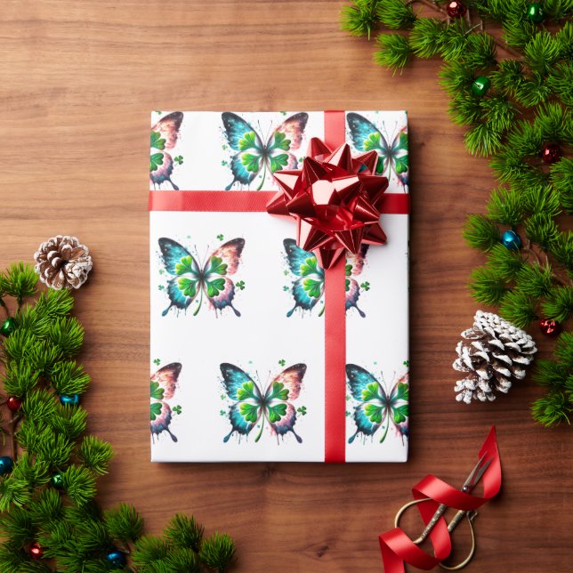 Lucky Klee mit Schmetterling Geschenkpapier (Feiertagsgeschenk)
