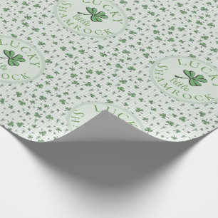 Lucky Little Kleeblatt St Patricks Day Geschenkpapier