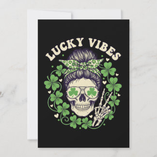 Lucky Vibes St Patricks Day Skull Leopard Shamrock Feiertagskarte