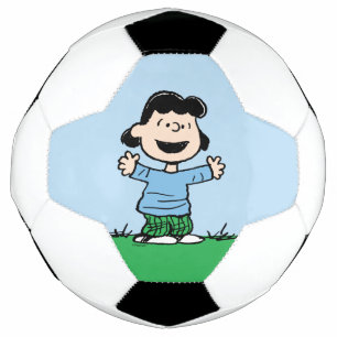 Lucy mit Waffen weit Fußball