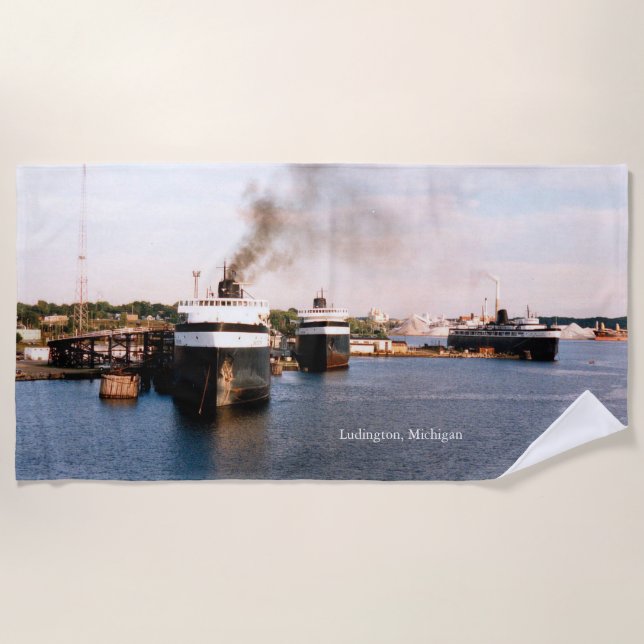 Ludington Ferries Badtuch Strandtuch (Vorderseite)
