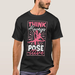 Luftakrobatin Luft-Yoga-Darstellerin und Seidenak T-Shirt