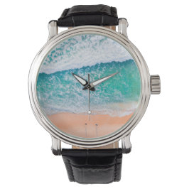 Luftaufnahme der Aquamarinen Wellen, Menschen, die Armbanduhr