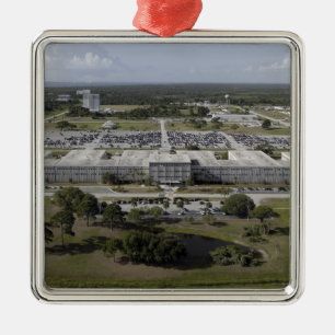 Luftaufnahme des Kennedy Space Center Ornament Aus Metall