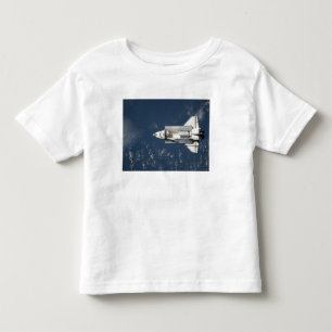 Luftaufnahme von Raumfähre-Entdeckung 3 Kleinkind T-shirt