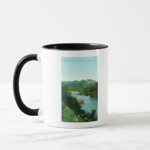 Luftaufnahme von russischem Fluss an der Tasse