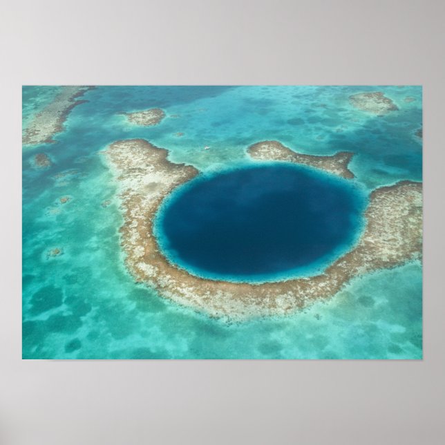 Luftbild Blue Hole, Segelboot verankert Poster (Vorne)