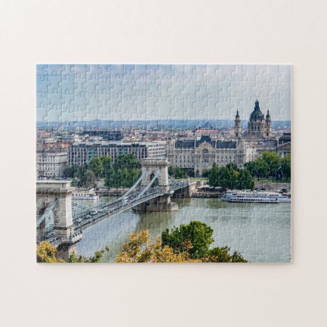 Luftbild der Kettenbrücke in Budapest, Ungarn (Horizontal)