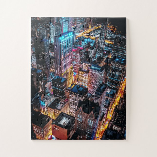 Luftbild in der Nacht (Vertikal)