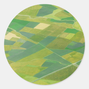 Luftbild von landwirtschaftlich genutzten Flächen Runder Aufkleber
