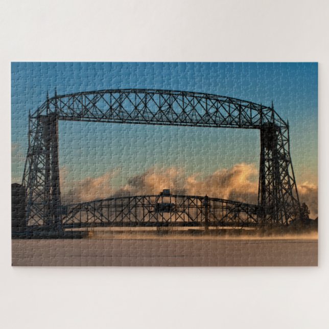 Luftseilbrücke Duluth Minnesota mit Meeresrauchen (Horizontal)