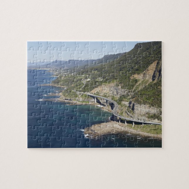 Luftsicht auf Sea Cliff Bridge near Wollongong, 2 (Horizontal)