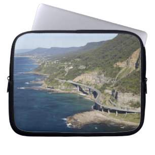 Luftsicht auf Sea Cliff Bridge near Wollongong, 2 Laptopschutzhülle