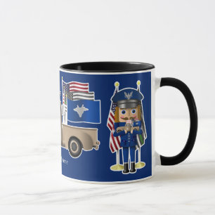 Luftwaffenernährstoff mit wenig Militärfahrzeug Tasse