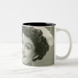 Lugende Krankenschwester Zweifarbige Tasse