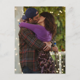 Luke und Lorelai in der Liebe Postkarte