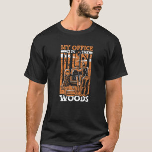 Lumberjack Woodworker Ax Chainsaw T-Shirt