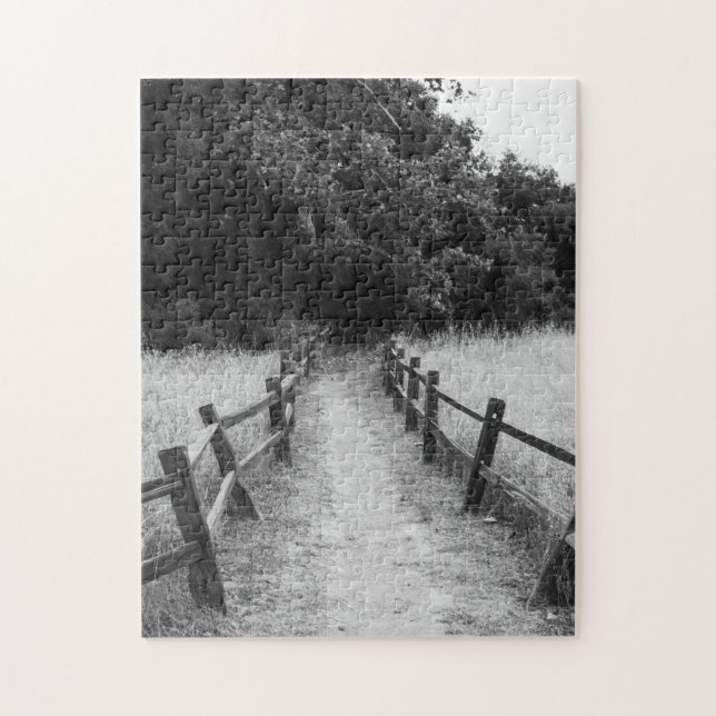 L'un puzzle noir et blanc moins parcouru (Vertical)