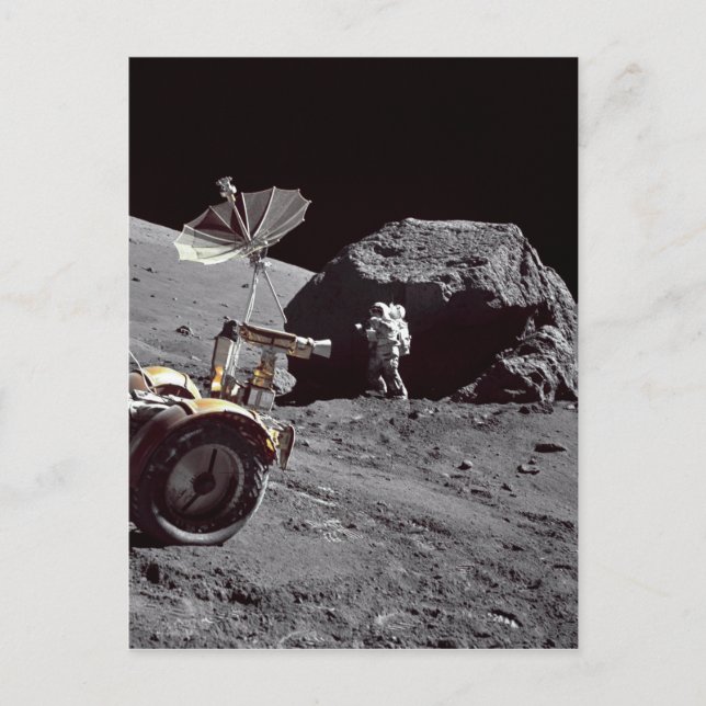 Lunar Boulder Postkarte (Vorderseite)