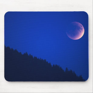 Lunar Eclipse über Wald Zug, Schweiz Mousepad