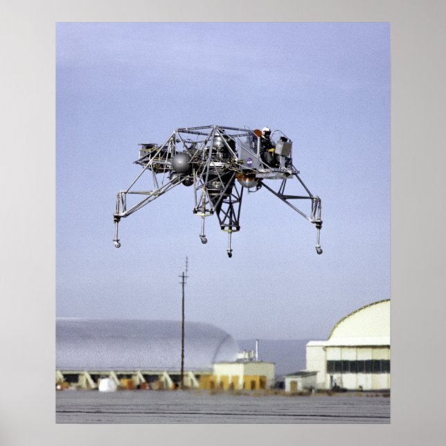 Lunar Landing Research Vehicle in Flight Poster (Vorne)