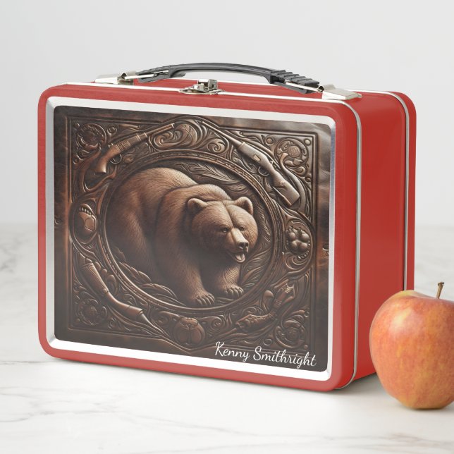 Lunch Box Grizzly rugissant : Force gravée en cuir (En situation)