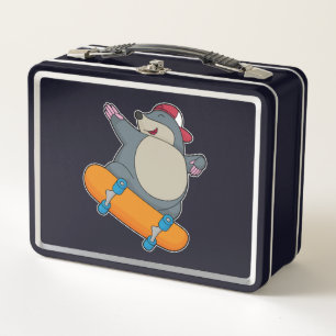 Lunch Box Mole en skate avec skateboard