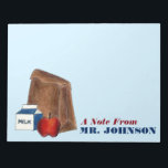 Lunch Lady oder Lehrer Geschenk Brown Beutel Apfel Notizblock<br><div class="desc">Im Notepad befindet sich eine originelle Abbildung eines braunen Lunchessens mit Apfel und Karton Milch. Einfach mit dem Namen Ihres Lieblings-Lehrers für ein einmaliges Geschenk personalisieren! Sehen Sie nicht,  wonach Sie suchen? Brauchen Sie Hilfe bei der Anpassung? Kontaktieren Sie Rebecca,  um etwas für Sie entworfen zu haben.</div>