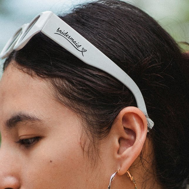 Lunettes De Soleil Mariage du coeur blanc et noir (White & Black Heart Wedding Bridesmaid Sunglasses)