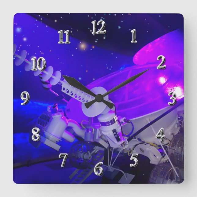 Lunokhod Quadratische Wanduhr (Vorderseite)