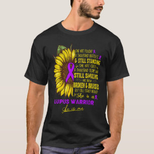 Lupus Awareness Sie ist ein Lupus Kriegerin sie is T-Shirt