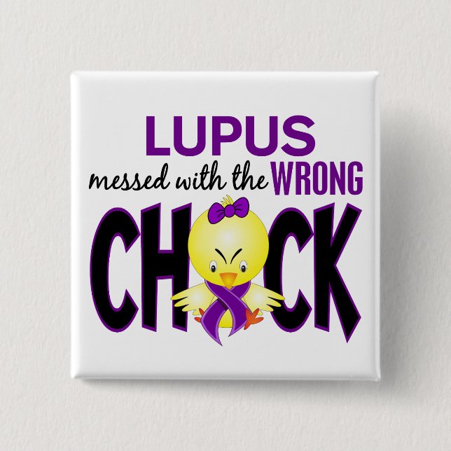 Lupus verwirrt mit dem falschen Küken Button (Vorderseite)