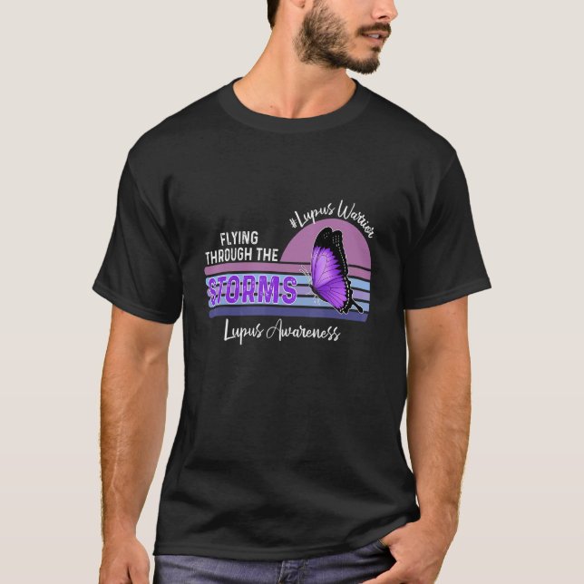 Lupus Warrior Lupus: Gefecht durch Stürme B T-Shirt (Vorderseite)