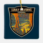 Luray Caverns Virginia Abzeichen für Reisen Keramikornament<br><div class="desc">Luray Caverns Vektorgrafik. Das Höhlensystem ist großzügig mit Speläthmen wie Säulen,  Schlammströmen,  Stalaktiten,  Stalagmiten,  Flusssteinen und gespiegelten Pools geschmückt.</div>