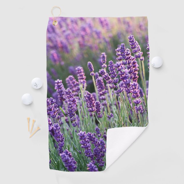 Luscious Lavender Golfhandtuch (Insitu)