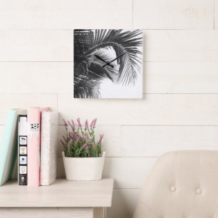 Lush Caribbean Palms 12 #art #travel Quadratische Wanduhr