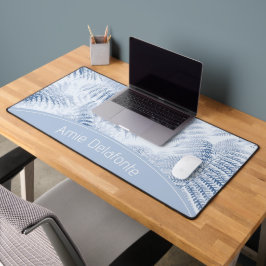 Lush Serene Blue Ferns Personalisiert Schreibtischunterlage