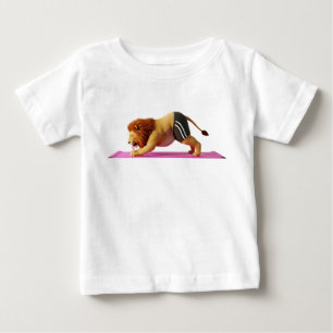 Lustige 3D-Cartoon-Löwe beim Yoga auf einer rosa M Baby T-shirt