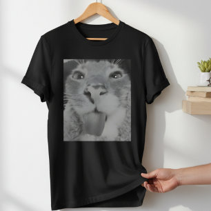 Lustige alberne Katze Zunge raus Männer Schwarz  T-Shirt