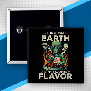 Lustige Alien-BBQ-Illustration Retro-Sci-Fi-Grilla Button