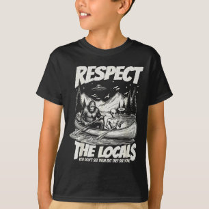 Lustige Bigfoot-Alien-Canadier-Paddel-Abenteuer T-Shirt