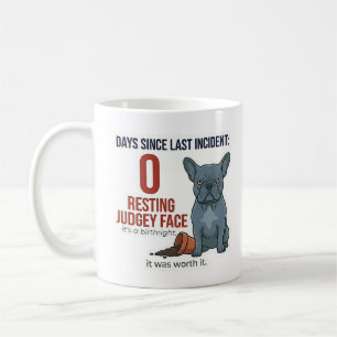 Lustige blaue französische Bulldogge Tage seit dem Kaffeetasse