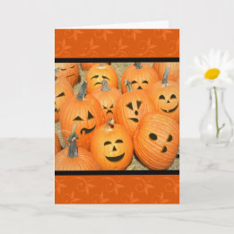 Lustige Gesichter Kürbisfeld Halloween-Karte Karte
