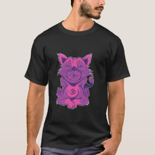 Lustige Grafik einer Katze beim Yoga im Lotussitz T-Shirt