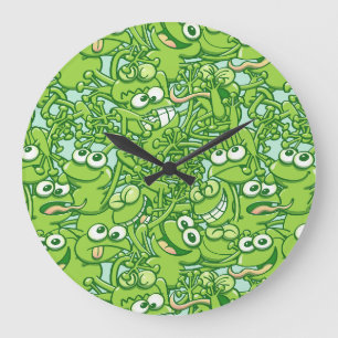 Lustige grüne Frösche verwickelt in einem Große Wanduhr