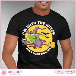 Lustige Hexe auf einem Besenstiel Herren-Halloween T-Shirt